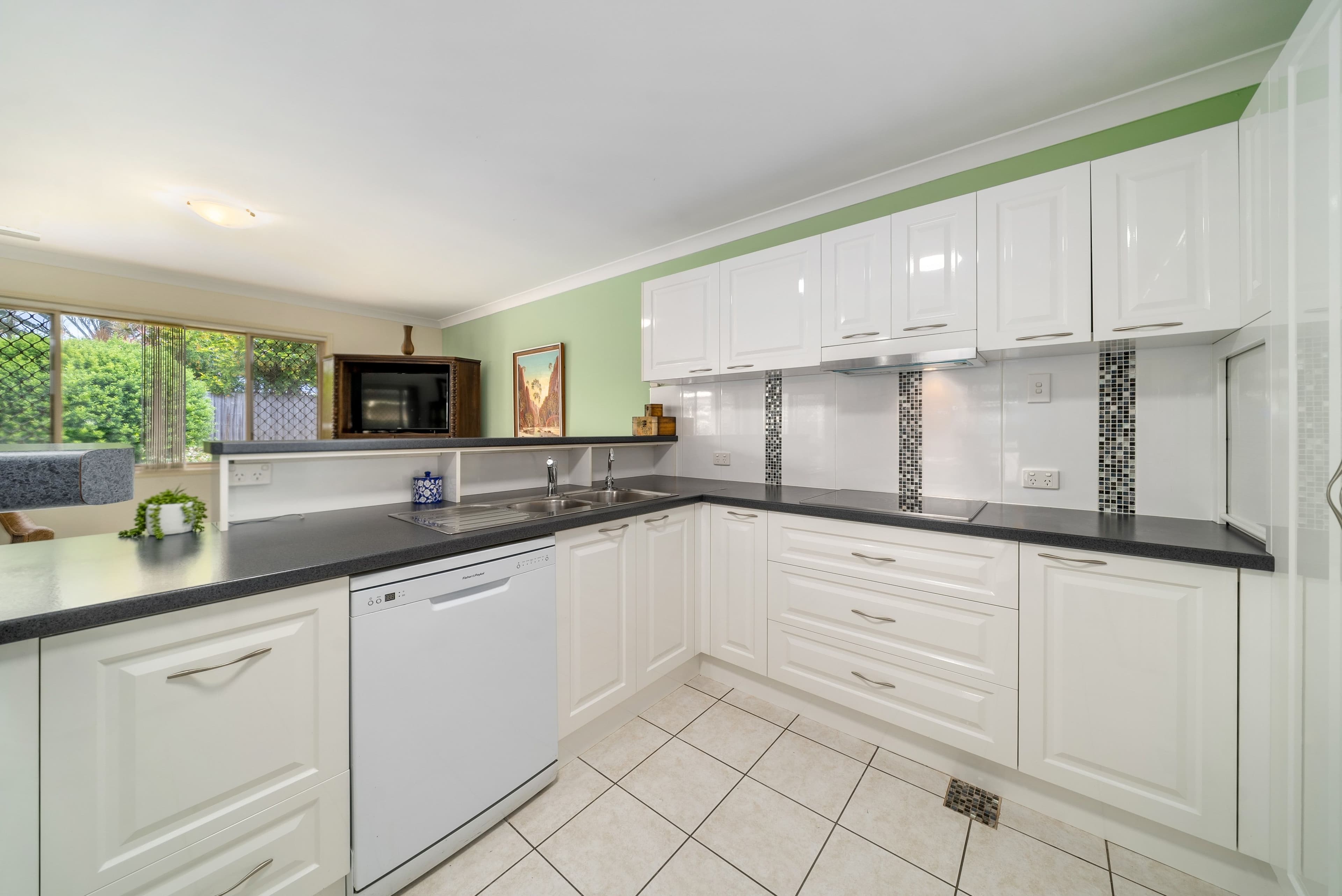 111 Nottingham Street, Kippa-Ring QLD 4021, Kippa-Ring - Thumbnail 4