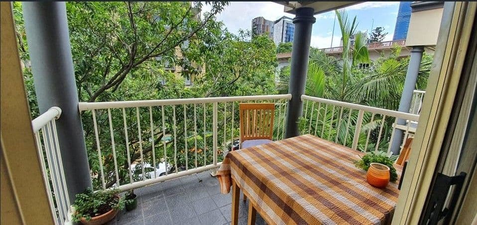 85 Deakin Street, Kangaroo Point QLD 4169, Kangaroo Point - Thumbnail 2