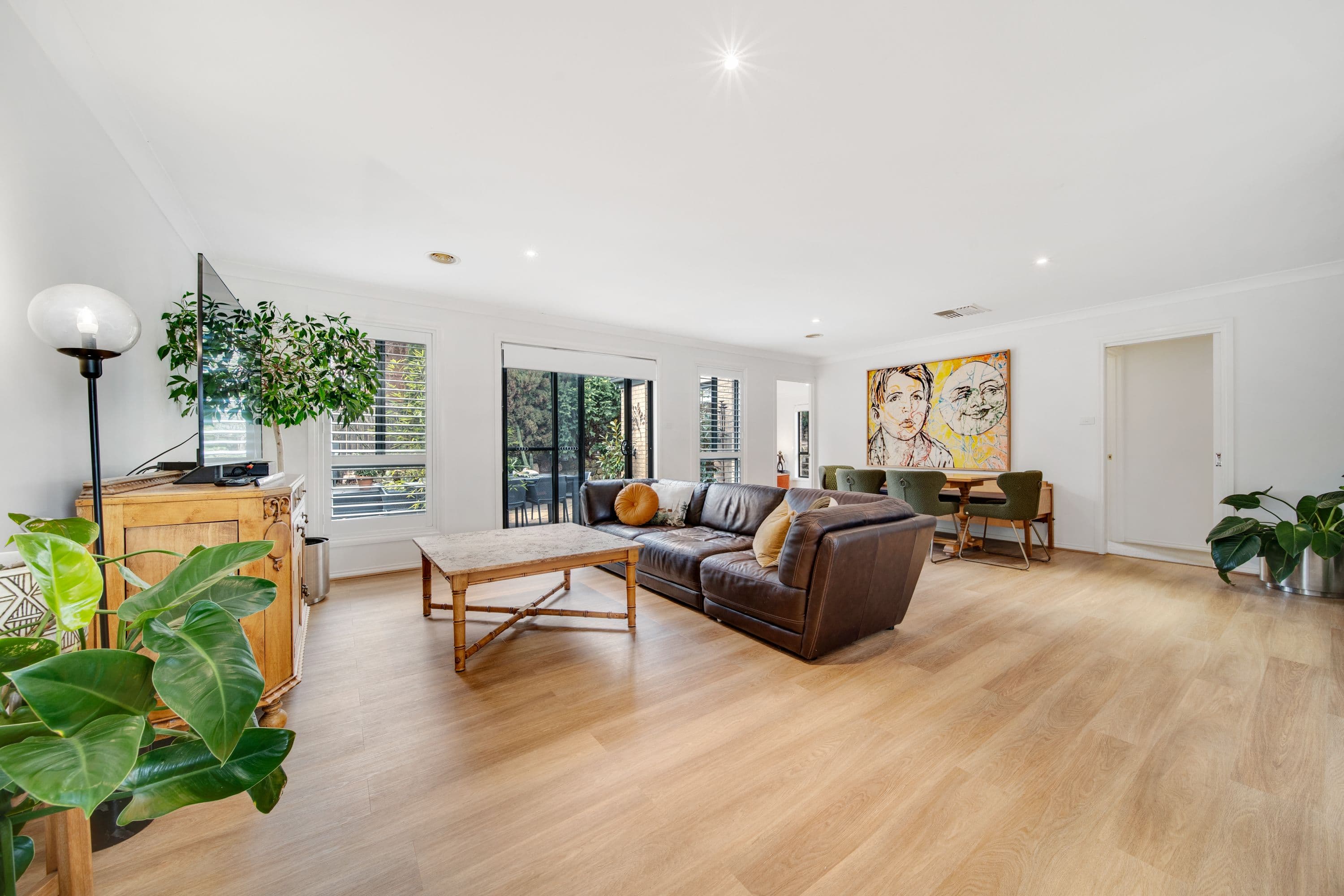 13 Loxton Place, Dunlop ACT 2615, Dunlop - Thumbnail 3