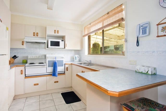 3 Condie Crescent, NORTH NOWRA NSW 2541, North Nowra - Thumbnail 2