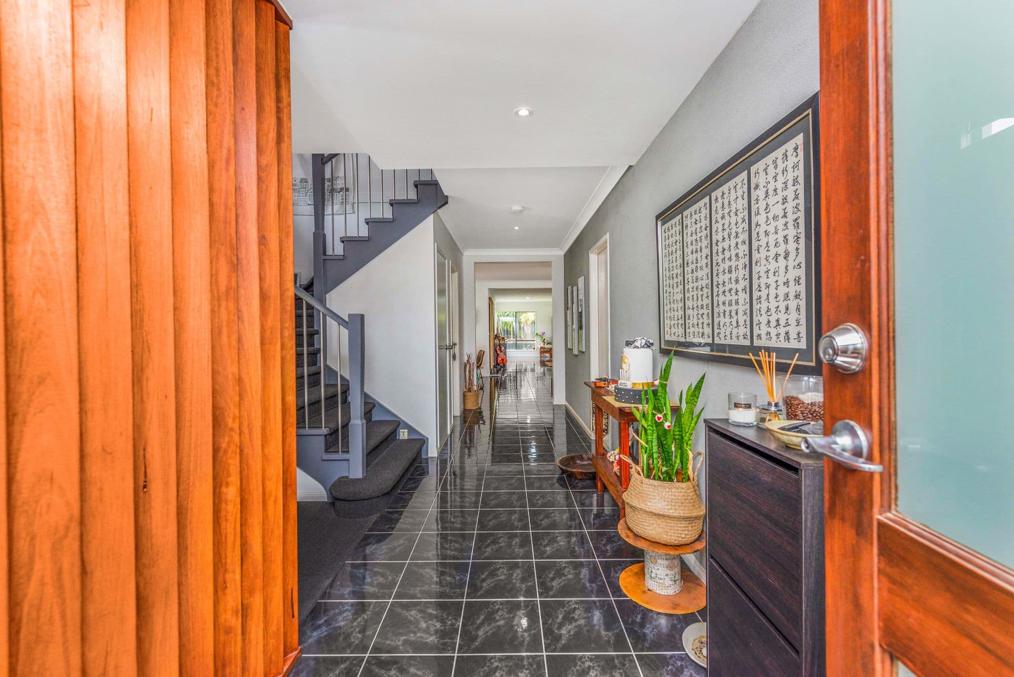 8 Villanova Avenue, Oxenford QLD 4210, Oxenford - Thumbnail 2