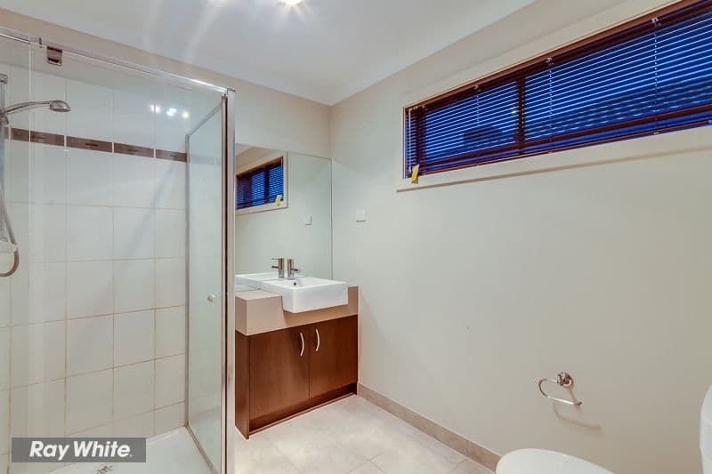 61 Chlorinda Road, Tarneit VIC 3029, Tarneit - Thumbnail 3