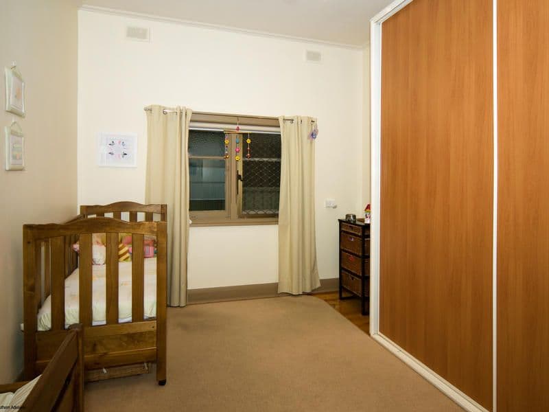 114 Bowen Road, Rosslea, QLD, 4812, Rosslea - Thumbnail 4