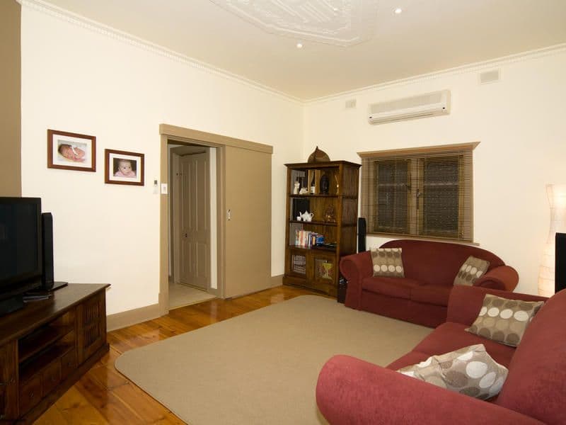 114 Bowen Road, Rosslea, QLD, 4812, Rosslea - Thumbnail 6