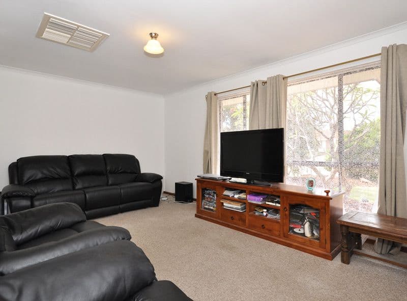 4 Rousillion Promenade, Old Reynella SA 5161, Old Reynella - Thumbnail 6