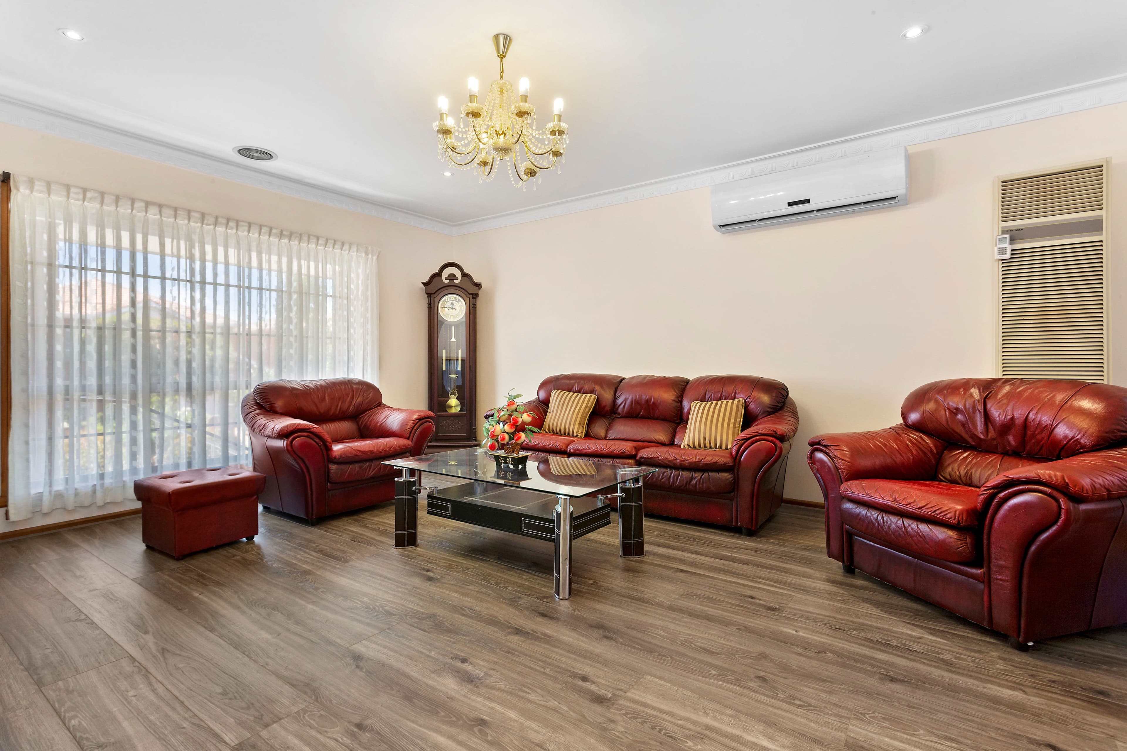 19 Padstum Avenue, Lalor VIC 3075, Lalor - Thumbnail 2