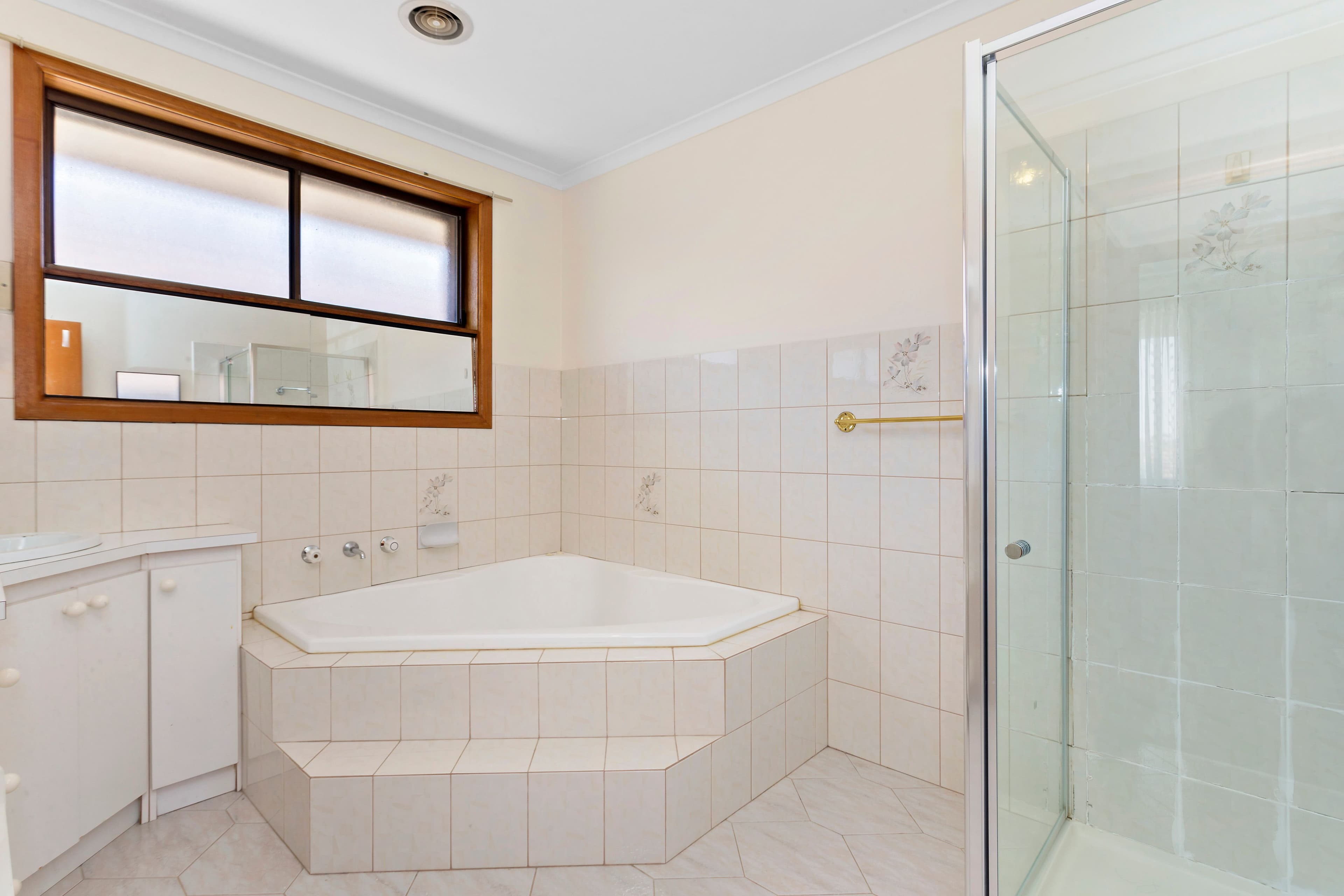 19 Padstum Avenue, Lalor VIC 3075, Lalor - Thumbnail 7