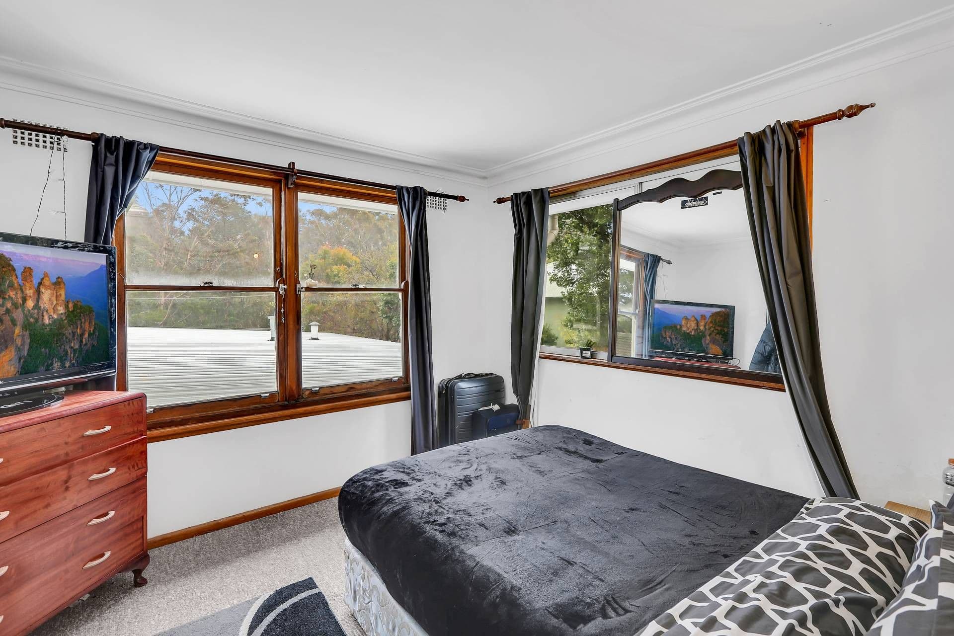 249 Katoomba Street, Katoomba NSW 2780, Katoomba - Thumbnail 3