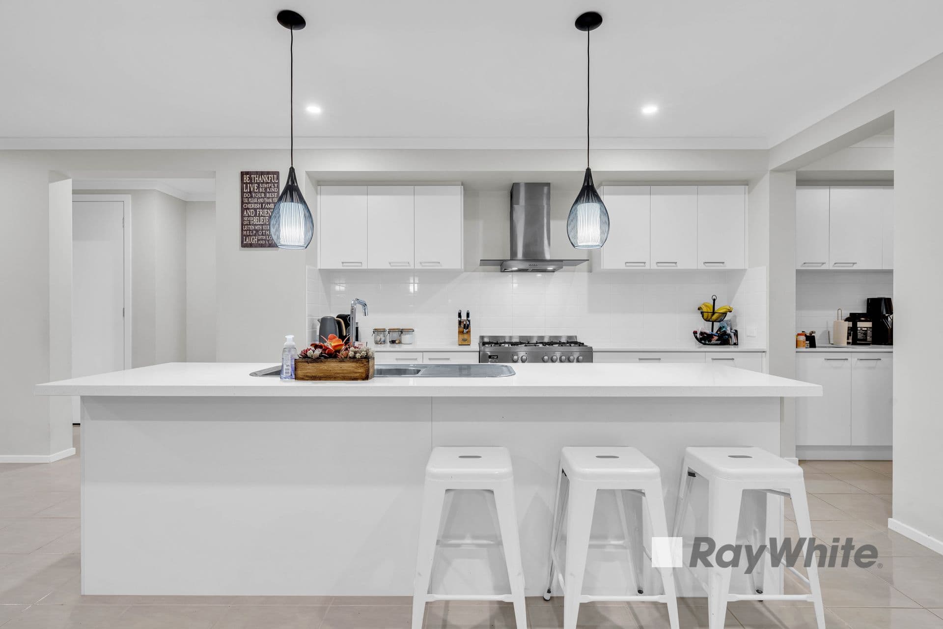 29 Galloway Drive, Narre Warren South VIC 3805, Narre Warren South - Thumbnail 3