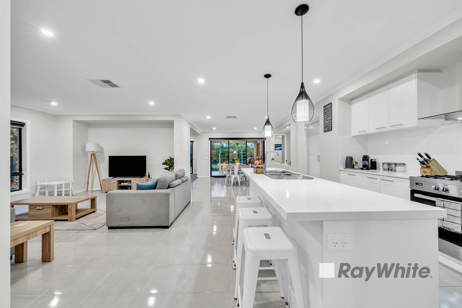 29 Galloway Drive, Narre Warren South VIC 3805, Narre Warren South - Thumbnail 4