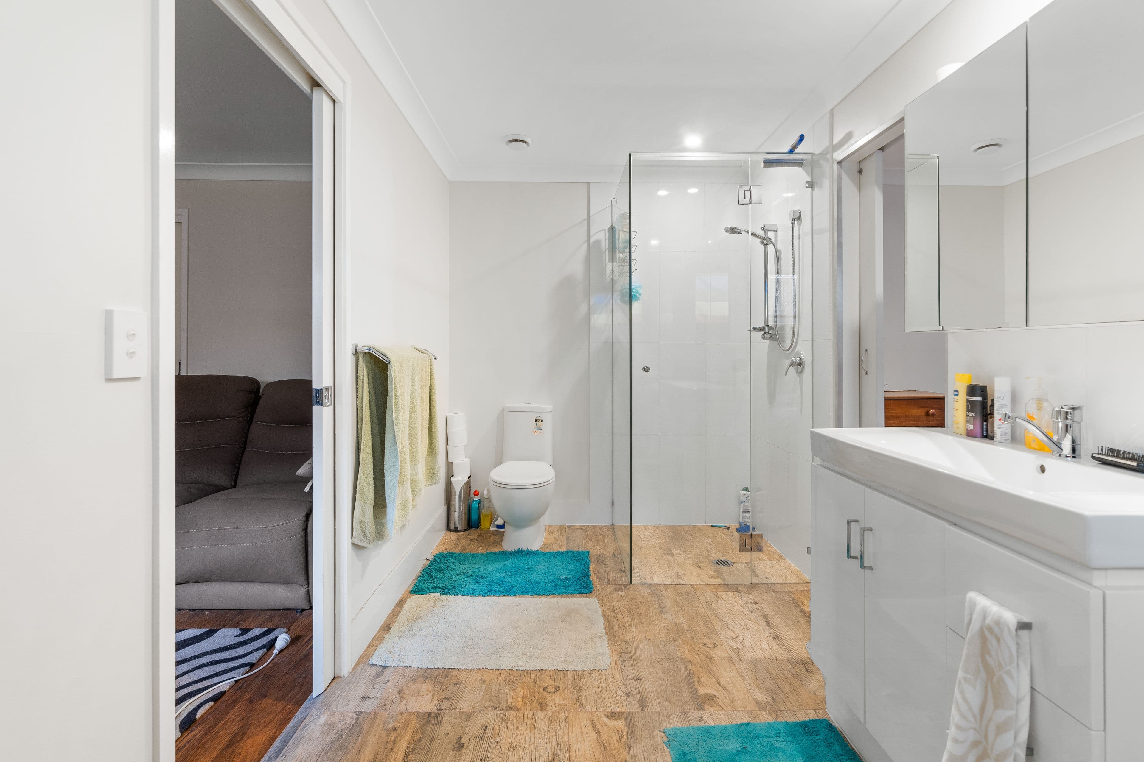 31 Alfred Street, Woody Point QLD 4019, Woody Point - Thumbnail 4