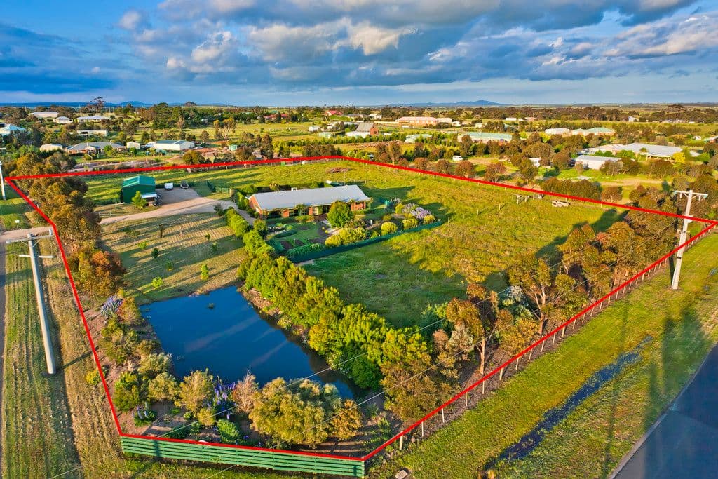 4 Glennette Court, BANNOCKBURN VIC 3331, Bannockburn - Thumbnail 2