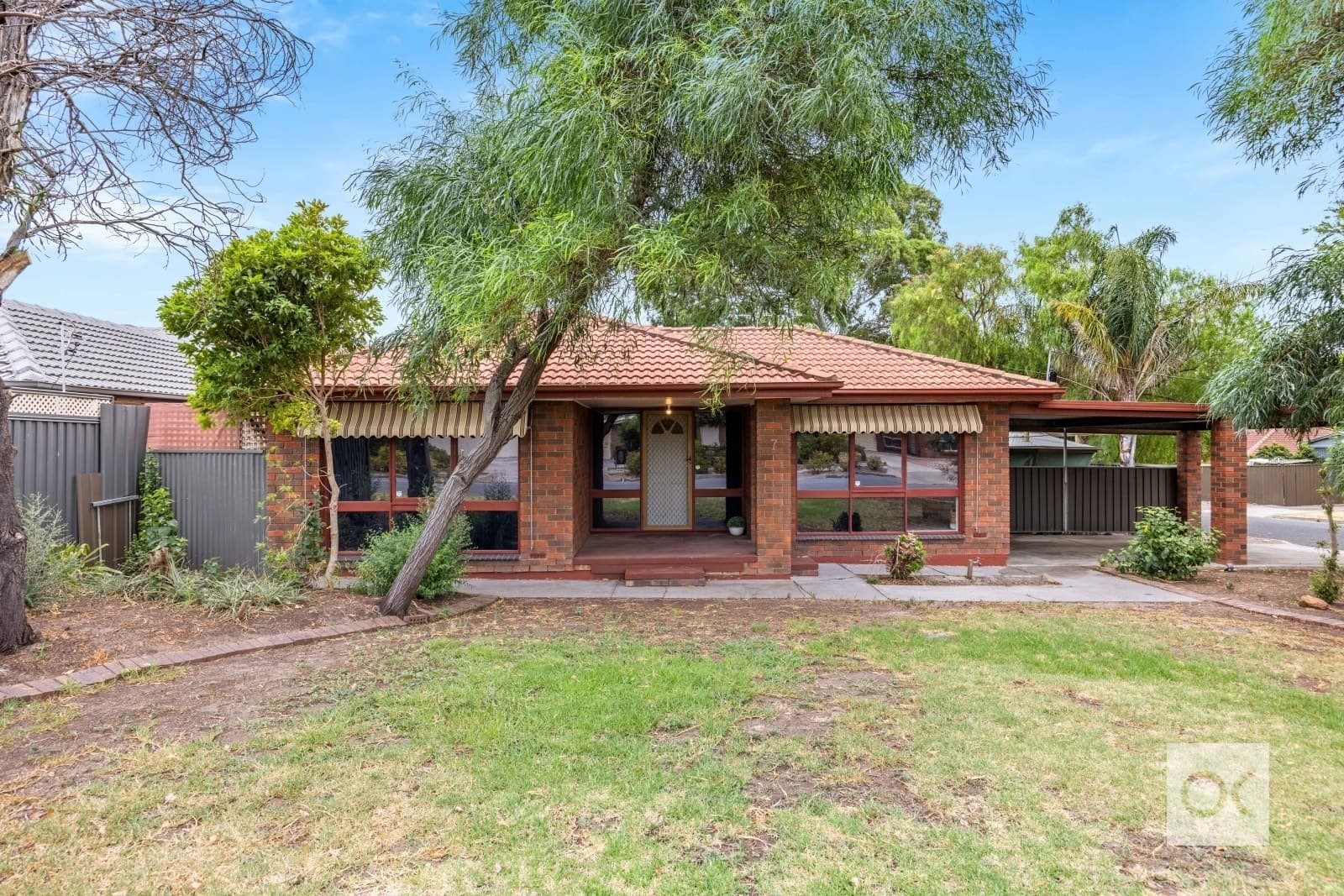 7 Stirling Drive, Morphett Vale - Image 1