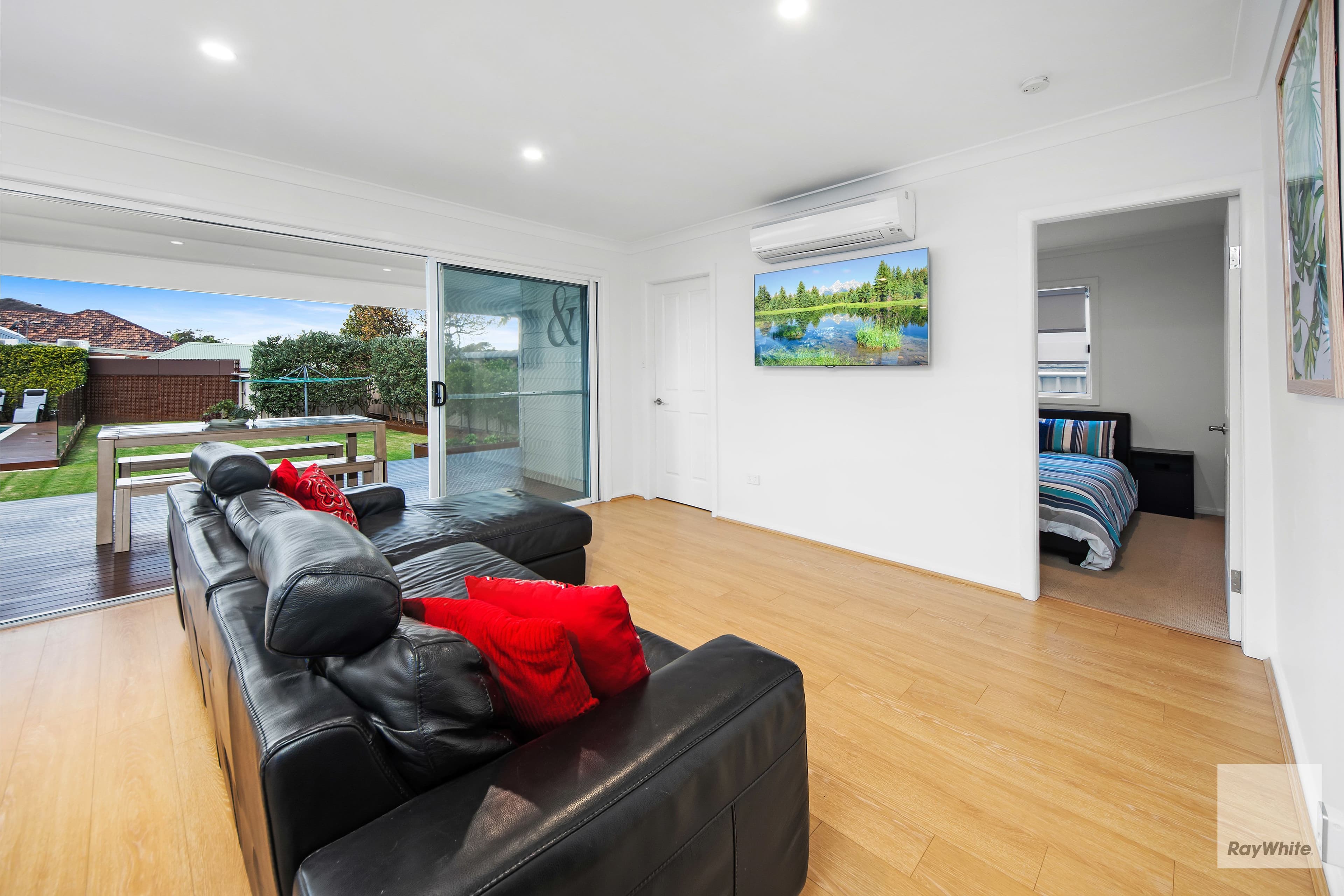280 Willarong Road, Caringbah South NSW 2229, Caringbah South - Thumbnail 5