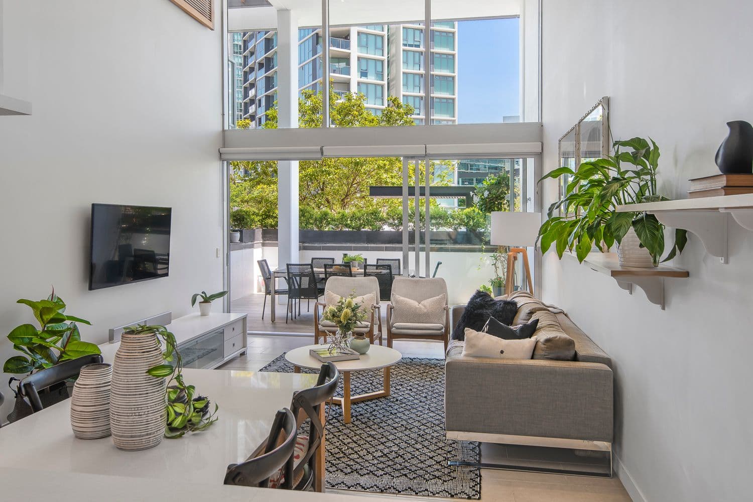 37 Harbour Road, Hamilton QLD 4007, Hamilton - Image 1