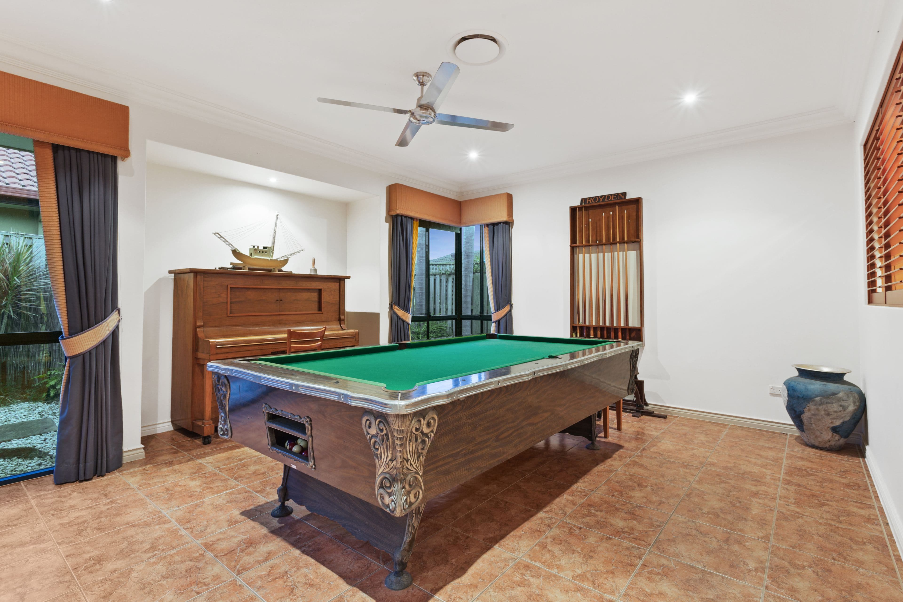 6 Pine Valley Drive, Robina QLD 4226, Robina - Thumbnail 5