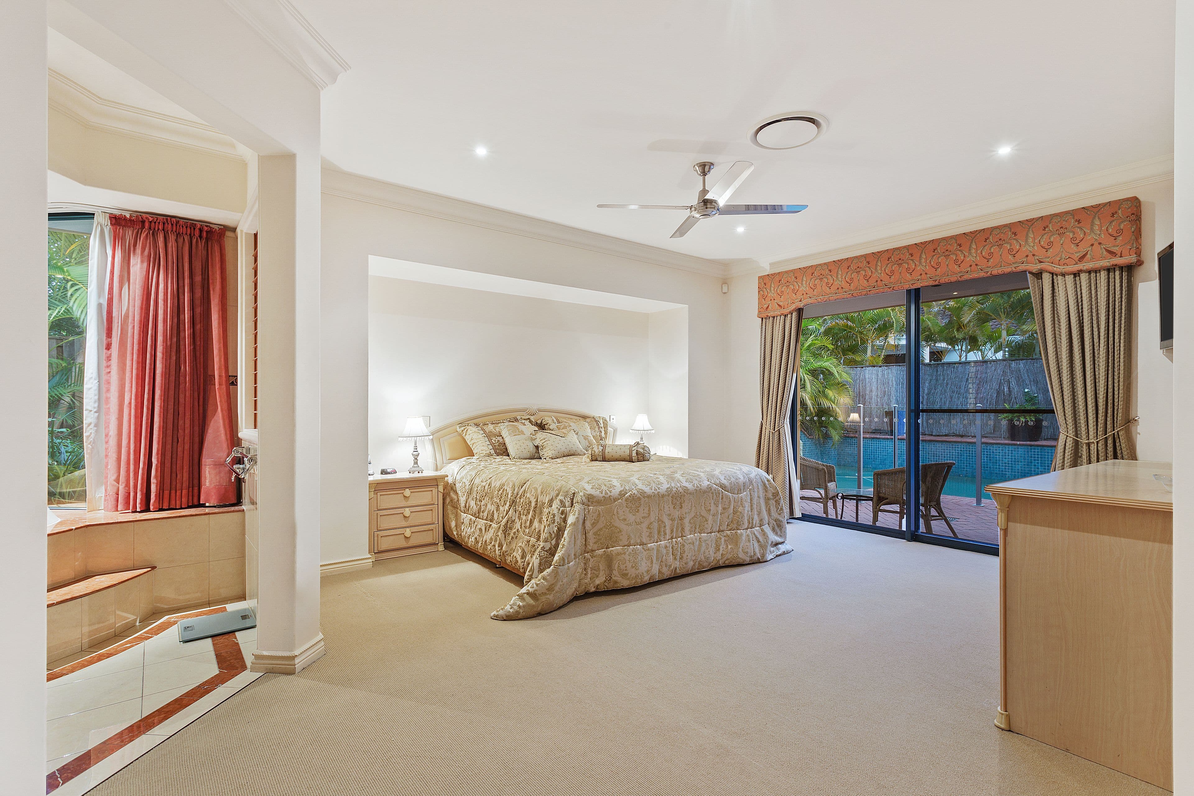 6 Pine Valley Drive, Robina QLD 4226, Robina - Thumbnail 6