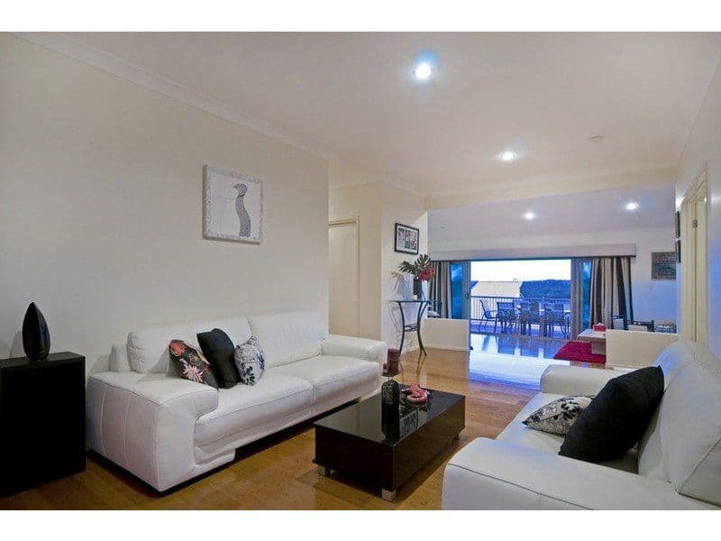 35 Sunnyside Crescent, Wattle Glen, Wattle Glen - Image 1