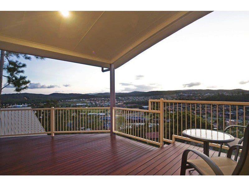 35 Sunnyside Crescent, Wattle Glen, Wattle Glen - Thumbnail 3