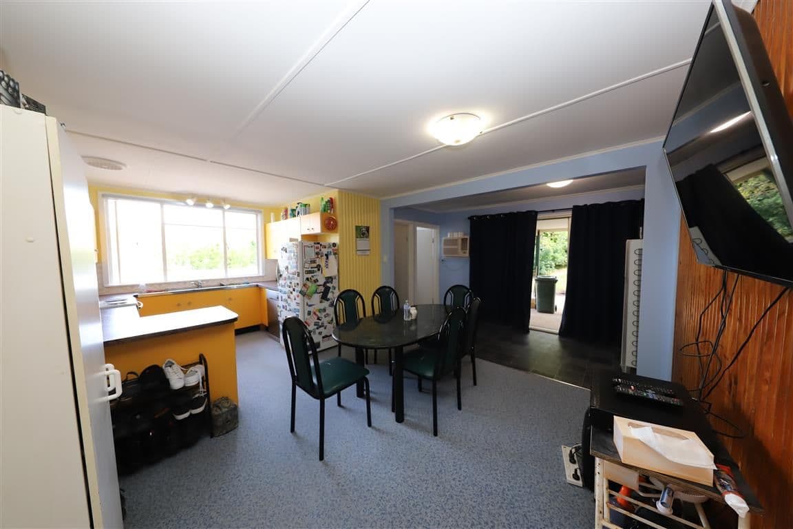 93 Lynch Street, Adelong NSW 2729, Adelong - Thumbnail 3