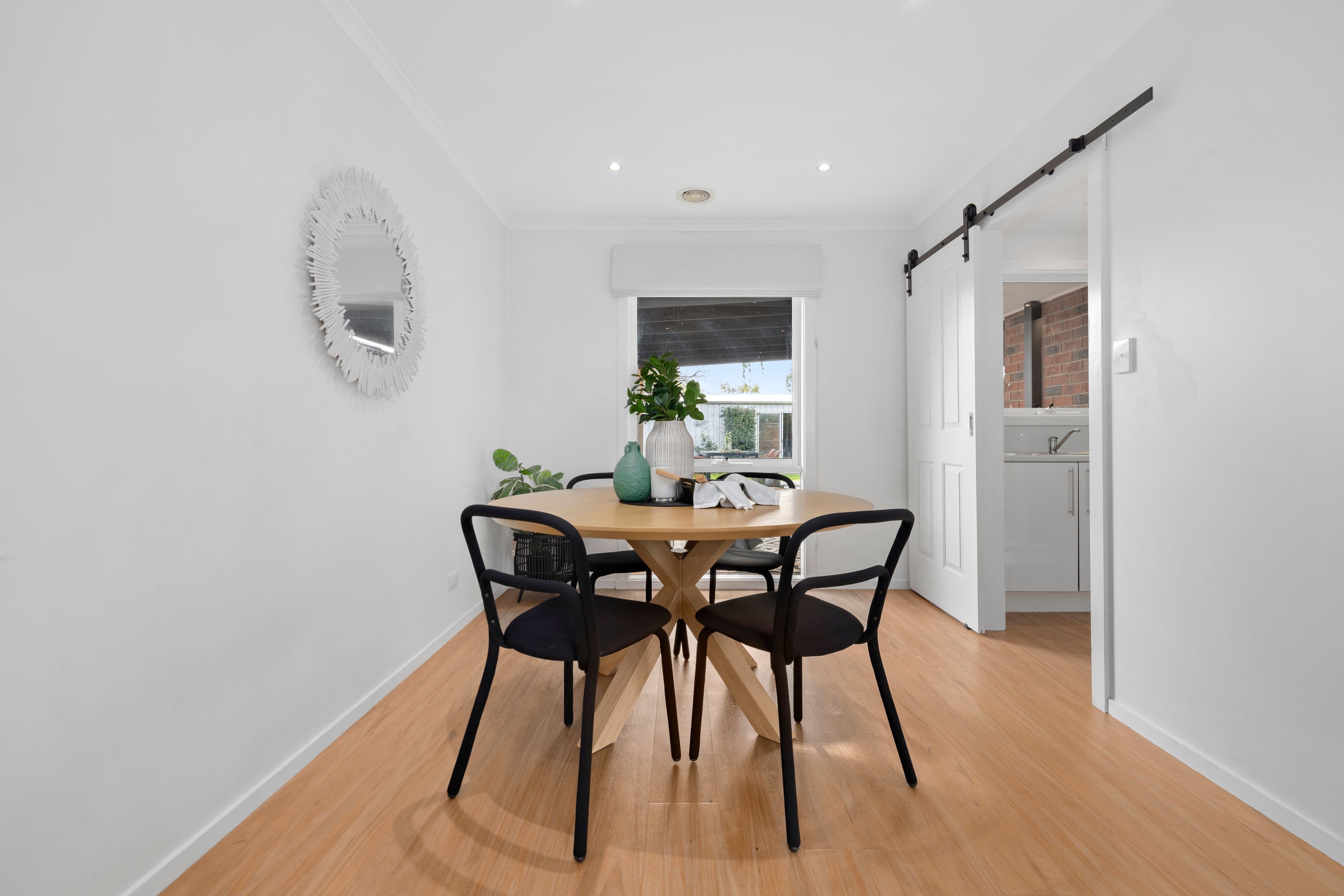 9 Trefoil Street, Ferntree Gully VIC 3156, Ferntree Gully - Thumbnail 5