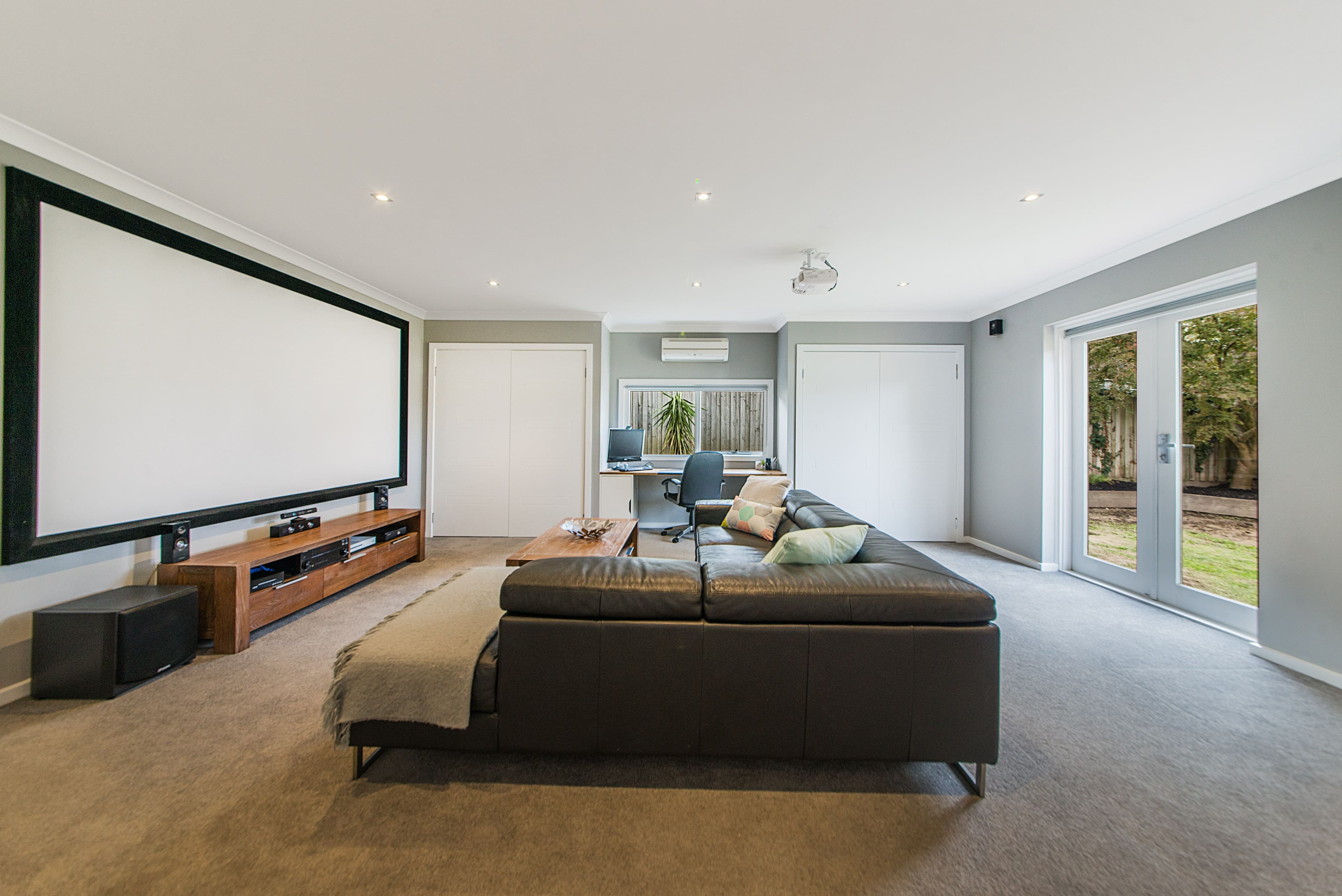 2 Fiona Court, Ferntree Gully VIC 3156, Ferntree Gully - Thumbnail 5