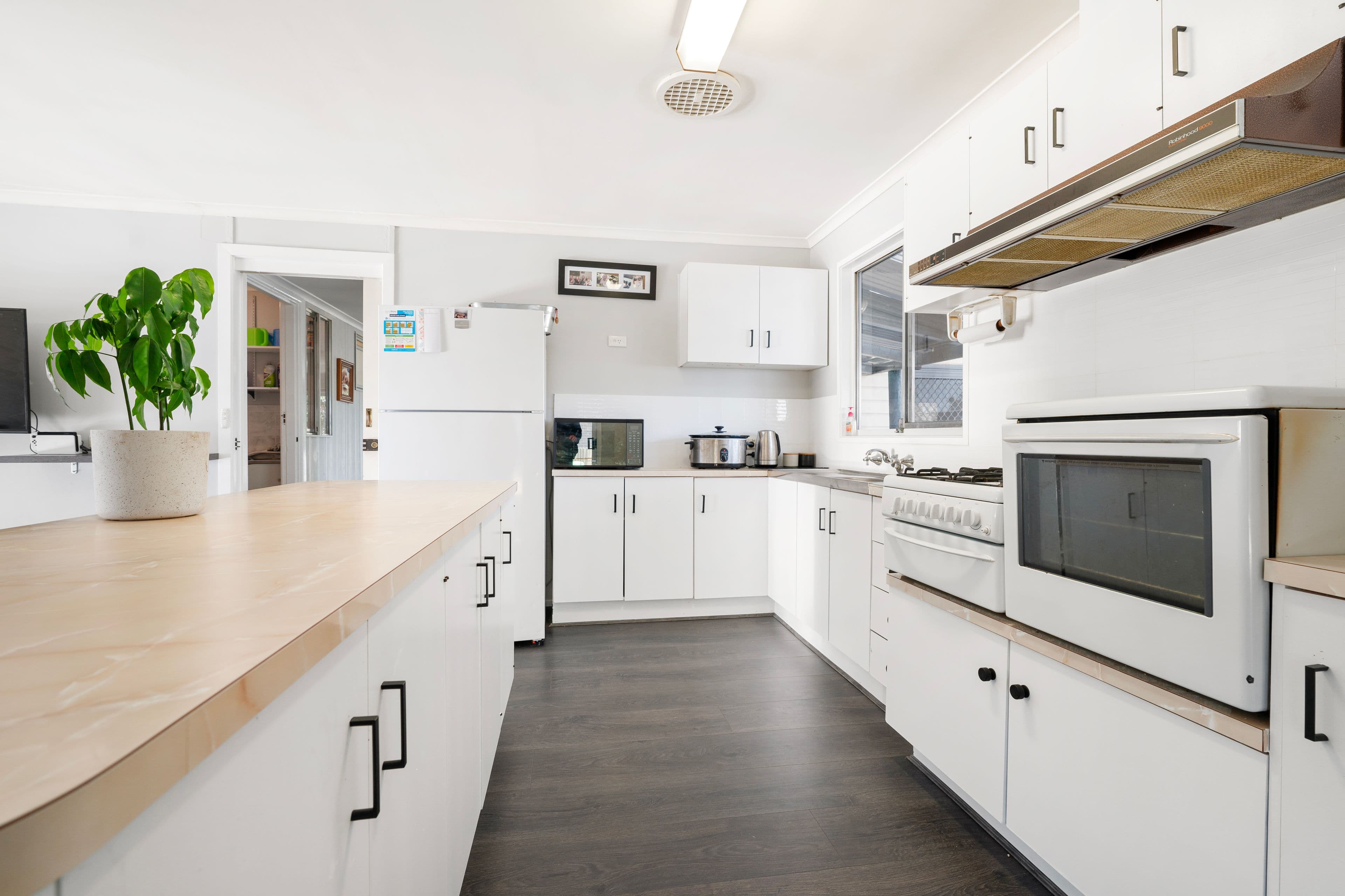 7 Hopetoun Street, Culcairn NSW 2660, Culcairn - Thumbnail 2