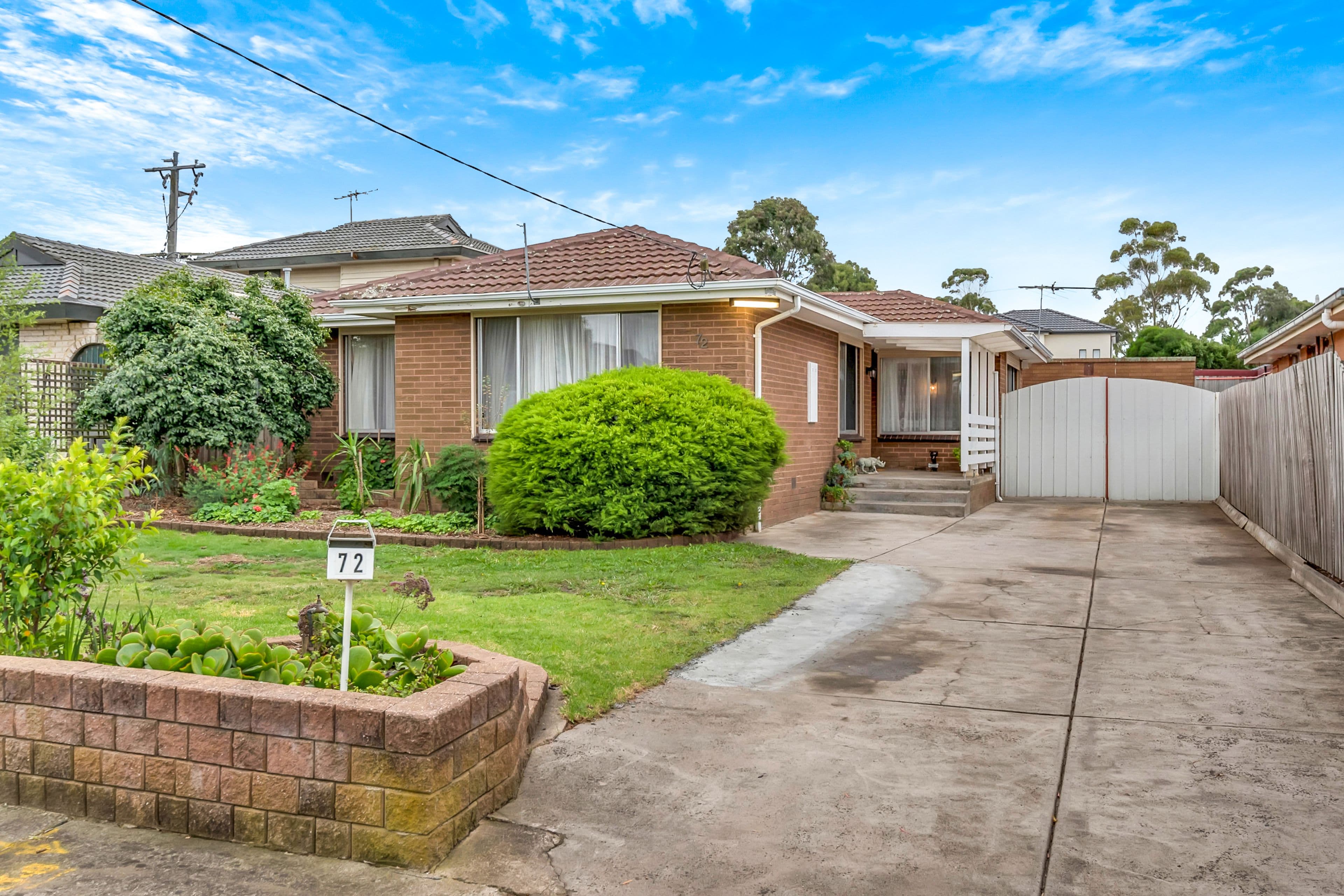 72 Wattleglen Street, Craigieburn VIC 3064, Craigieburn - Image 1