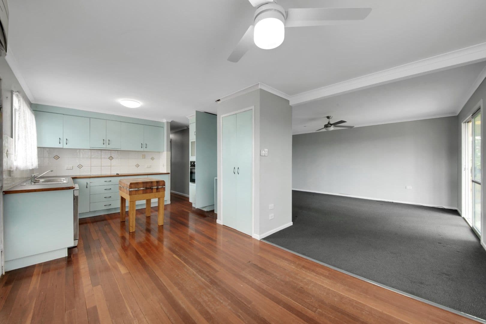 5 Gannet Street, New Auckland QLD 4680, New Auckland - Thumbnail 2