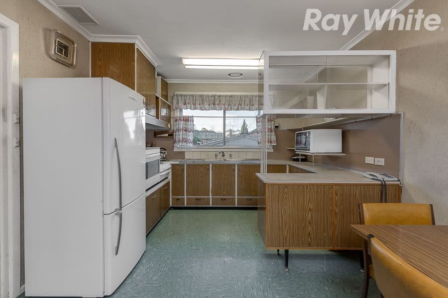 17 Donach Crescent, BUNDOORA VIC 3083, Bundoora - Thumbnail 5