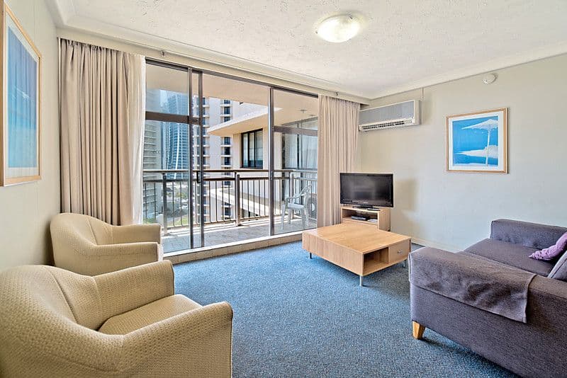 18 Hanlan Street, SURFERS PARADISE QLD 4217, Surfers Paradise - Thumbnail 3