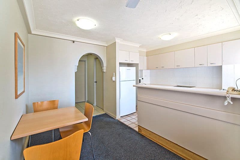 18 Hanlan Street, SURFERS PARADISE QLD 4217, Surfers Paradise - Thumbnail 4