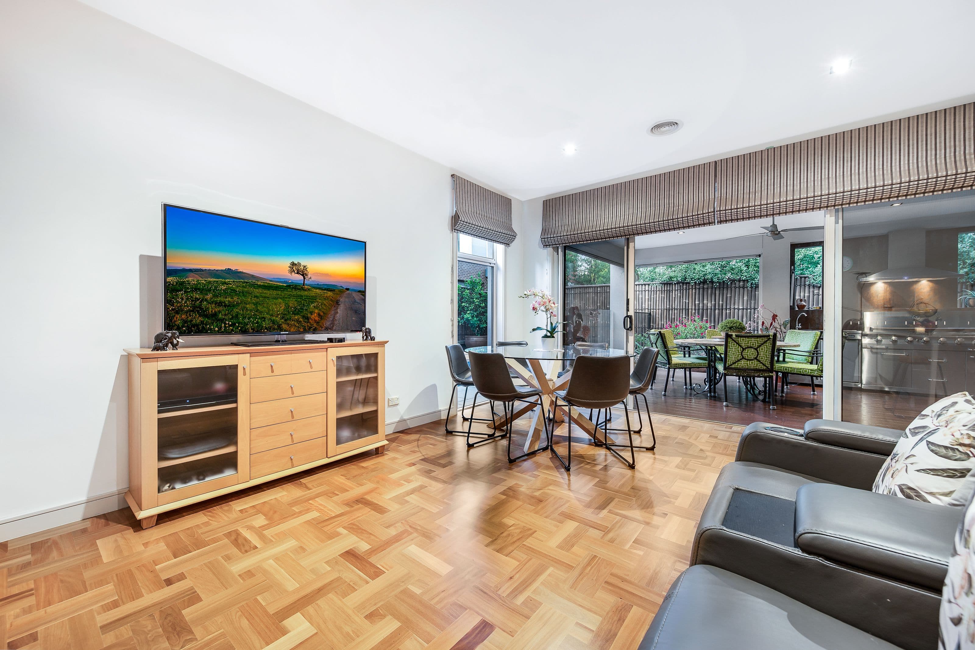 4 Phillimore Drive, Mulgrave VIC 3170, Mulgrave - Thumbnail 3