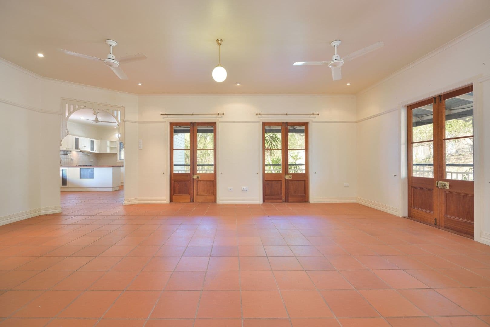 130 Flora Drive, Beecher QLD 4680, Beecher - Thumbnail 4