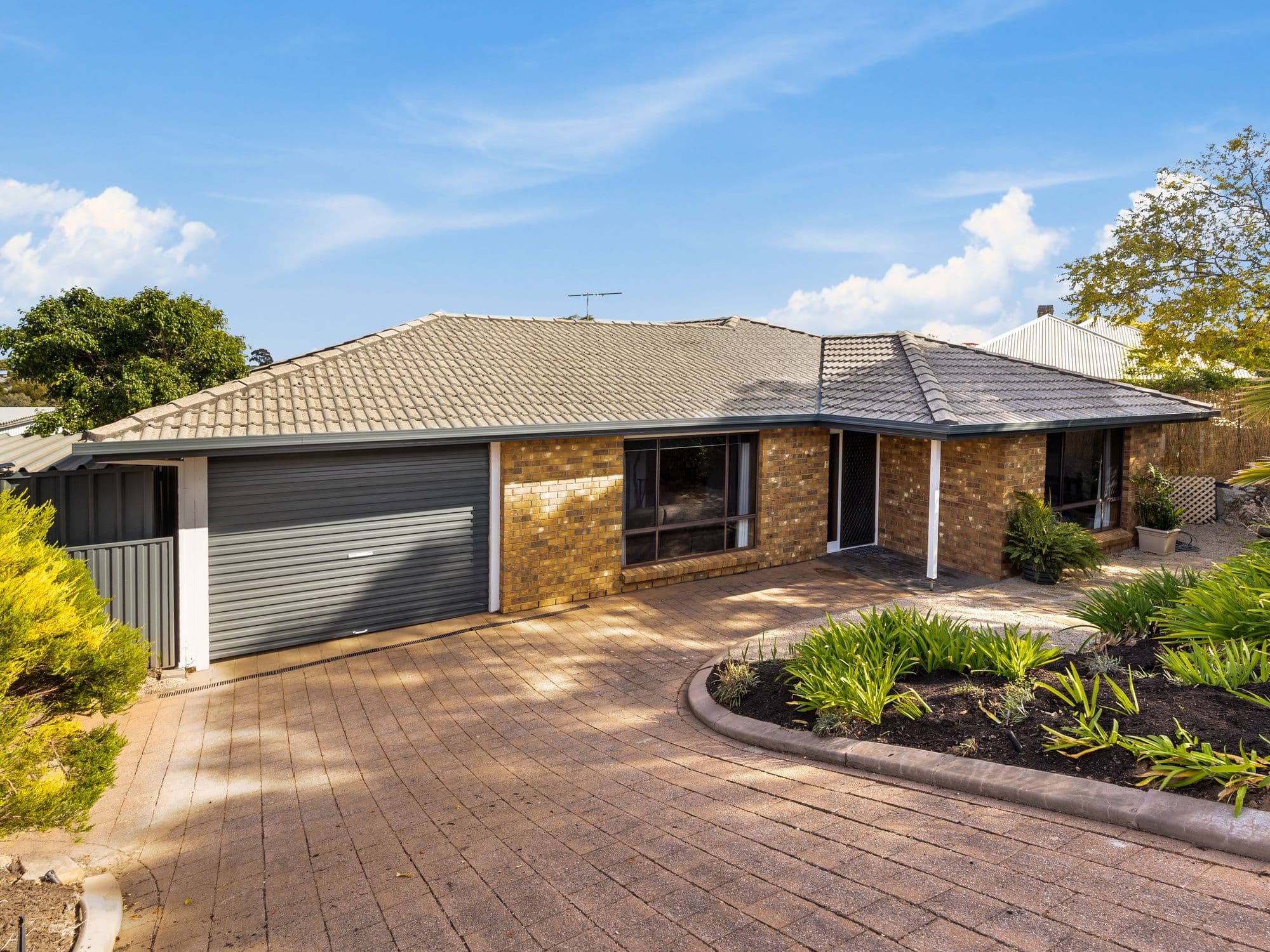 17 Aroona Road, Hallett Cove SA 5158, Hallett Cove - Image 1