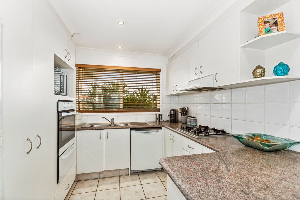 59 Columbus Drive, Hollywell QLD 4216, Hollywell - Thumbnail 2