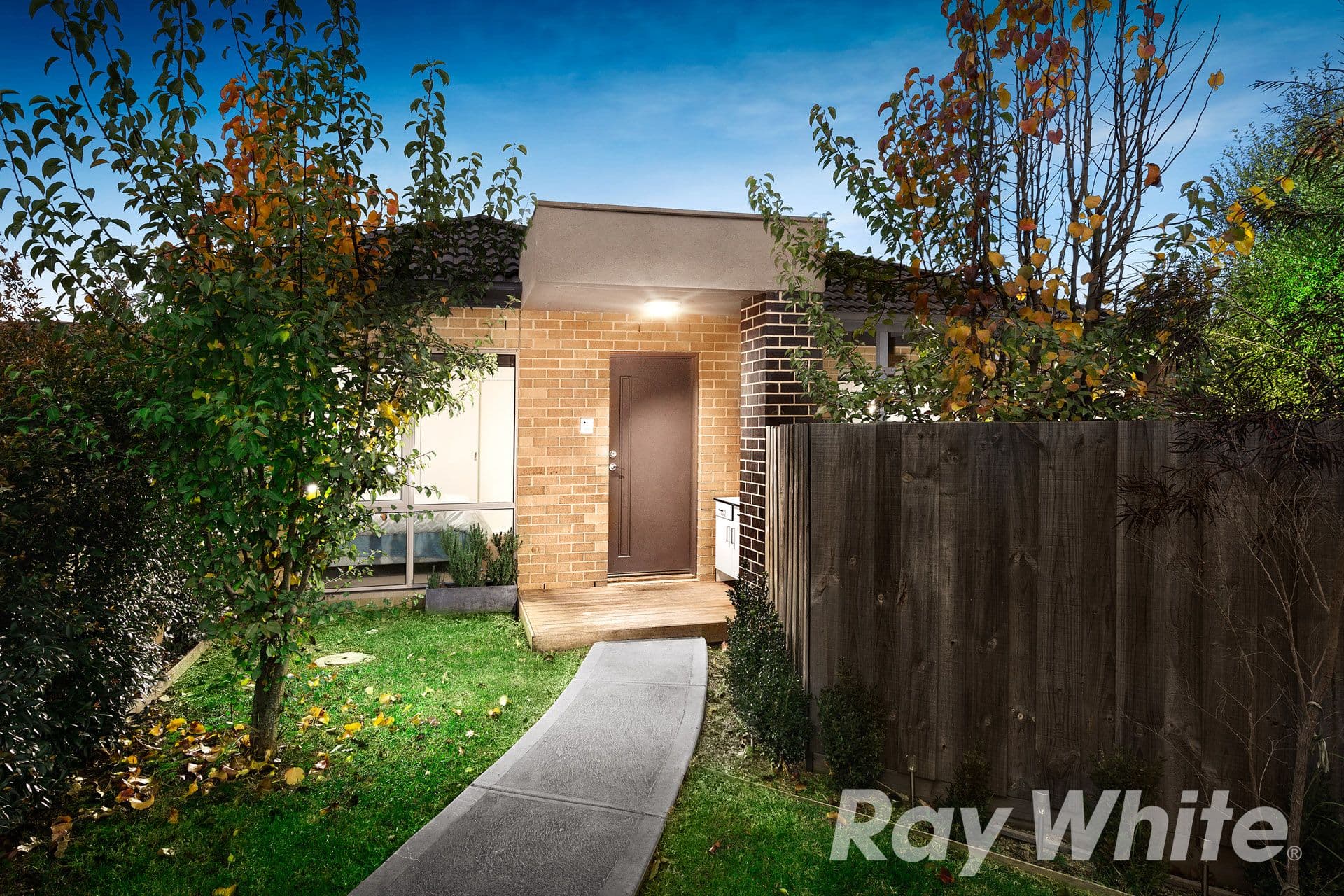 1 Moffat Close, Endeavour Hills VIC 3802, Endeavour Hills - Image 1