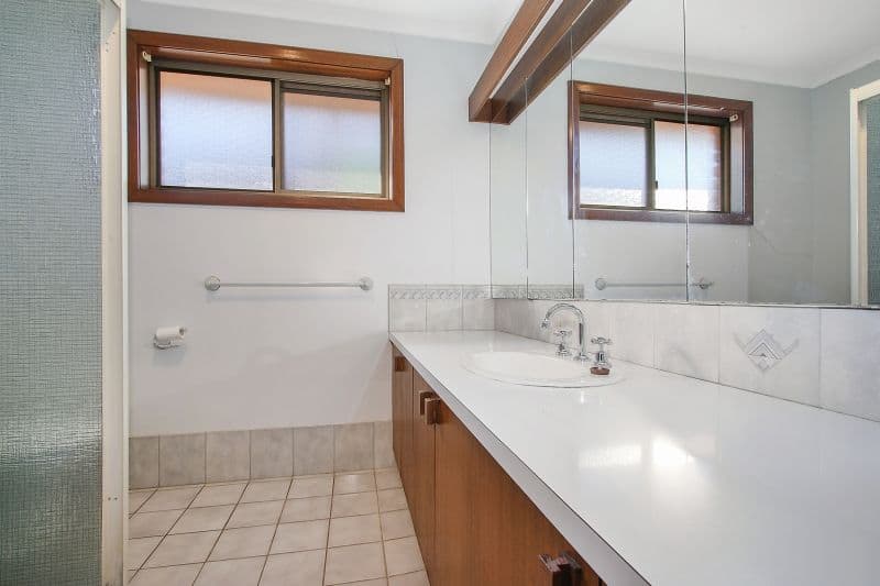 476 Laramee Drive, Lavington NSW 2641, Lavington - Thumbnail 7