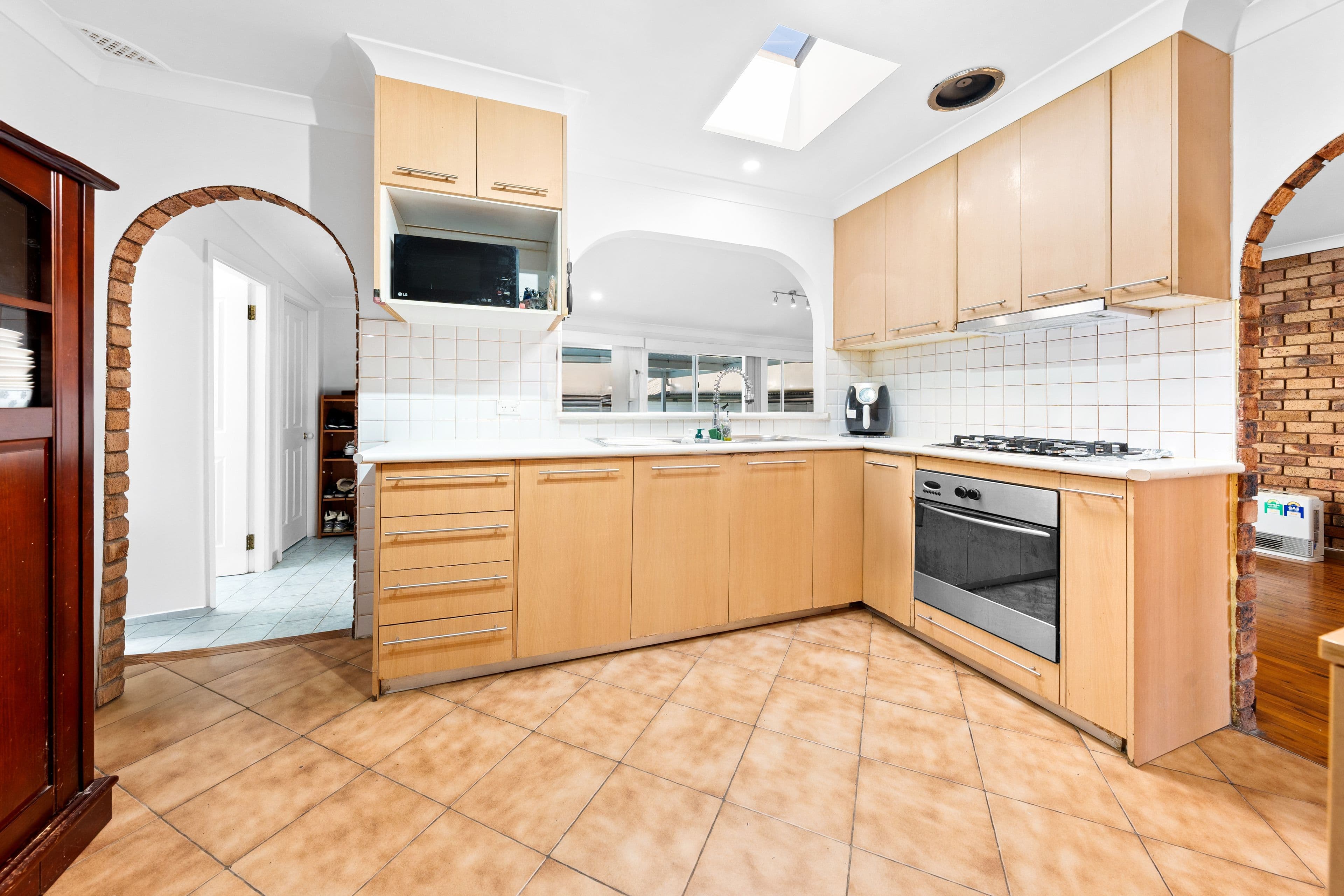 28 Dartford Street, Mount Pritchard NSW 2170, Mount Pritchard - Thumbnail 3