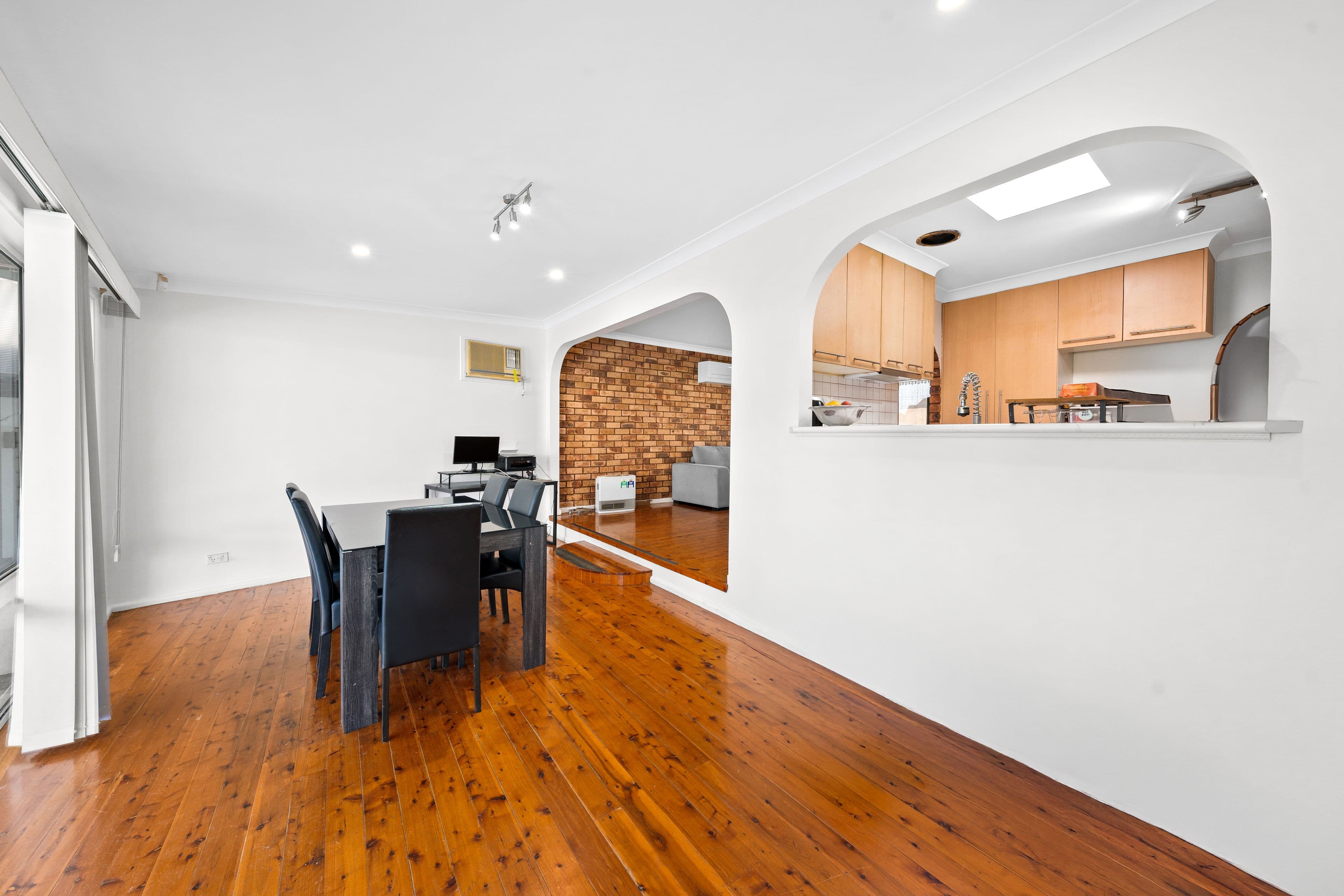 28 Dartford Street, Mount Pritchard NSW 2170, Mount Pritchard - Thumbnail 4