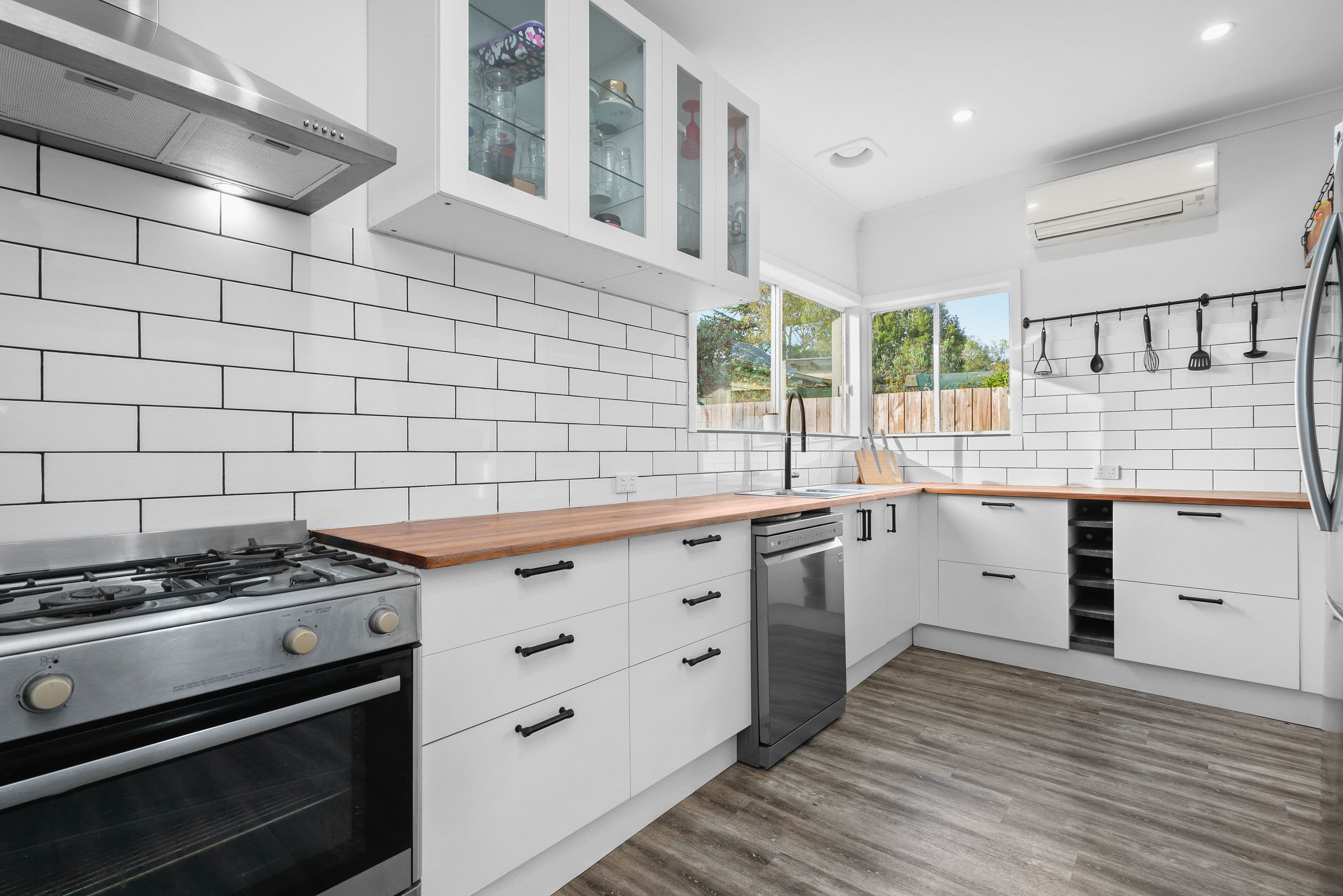 93 McClelland Avenue, Lara VIC 3212, Lara - Thumbnail 2