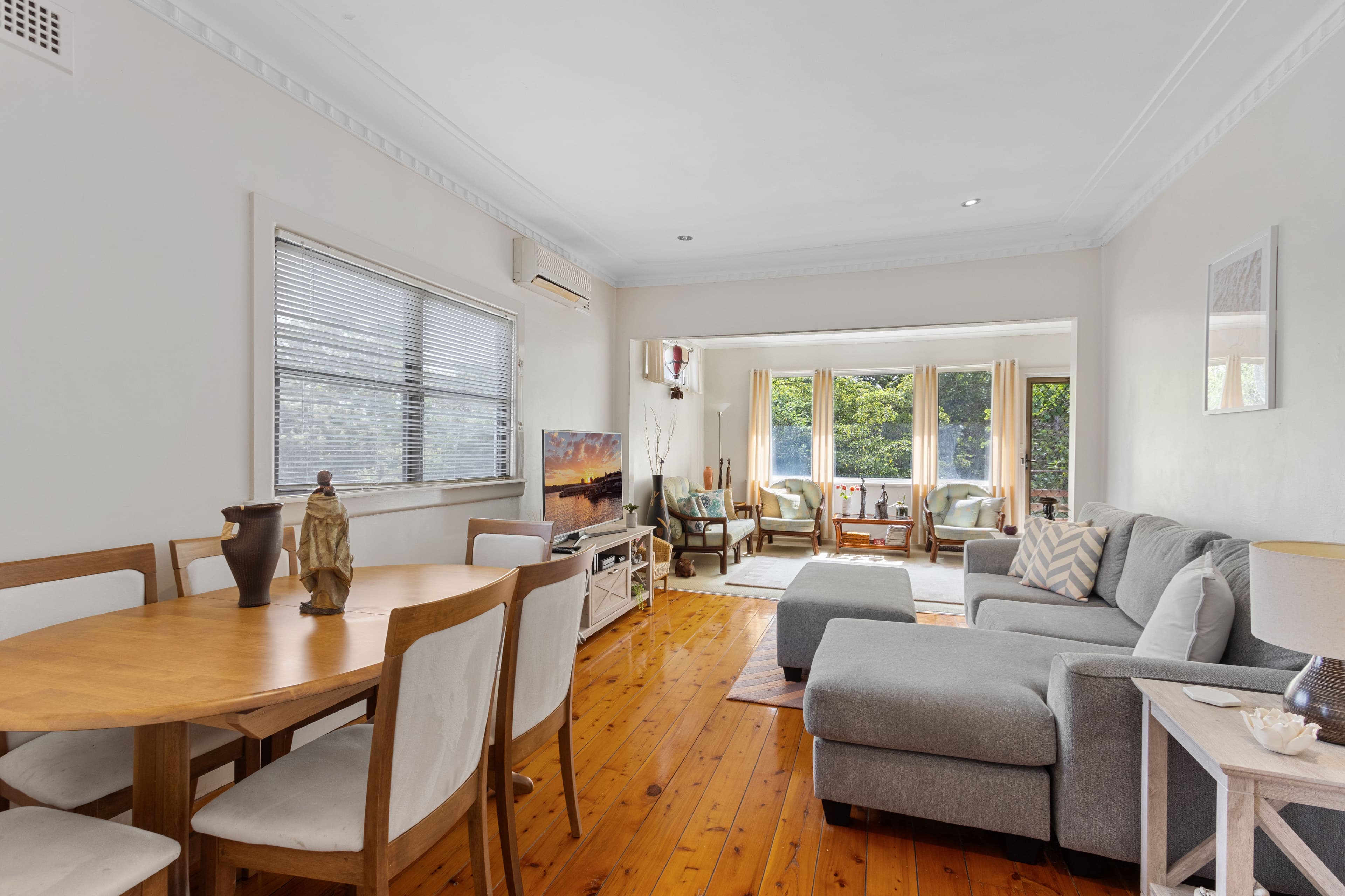 11 Easton Avenue, Sylvania NSW 2224, Sylvania - Thumbnail 2