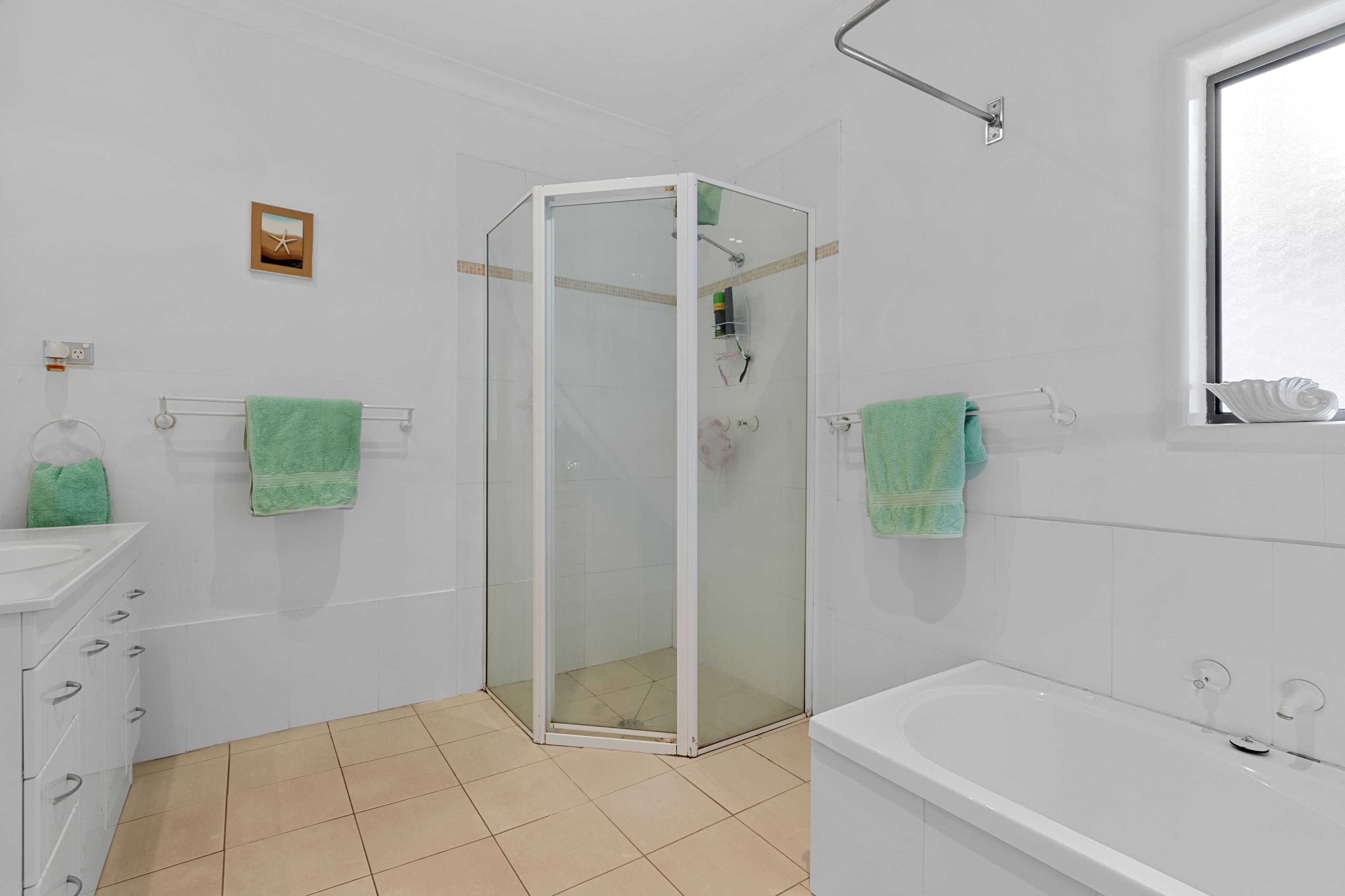 11 Easton Avenue, Sylvania NSW 2224, Sylvania - Thumbnail 8