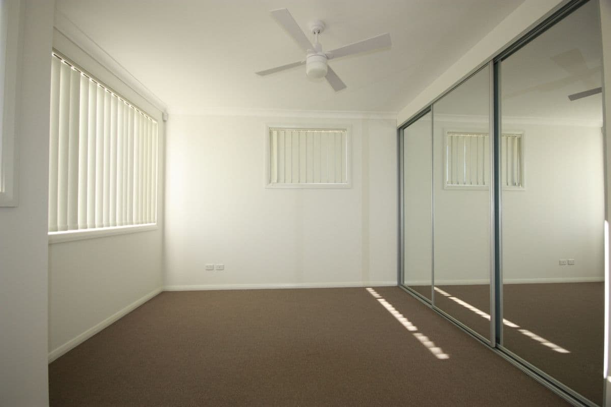 221 Waterworth Drive, Mount Annan - Thumbnail 5