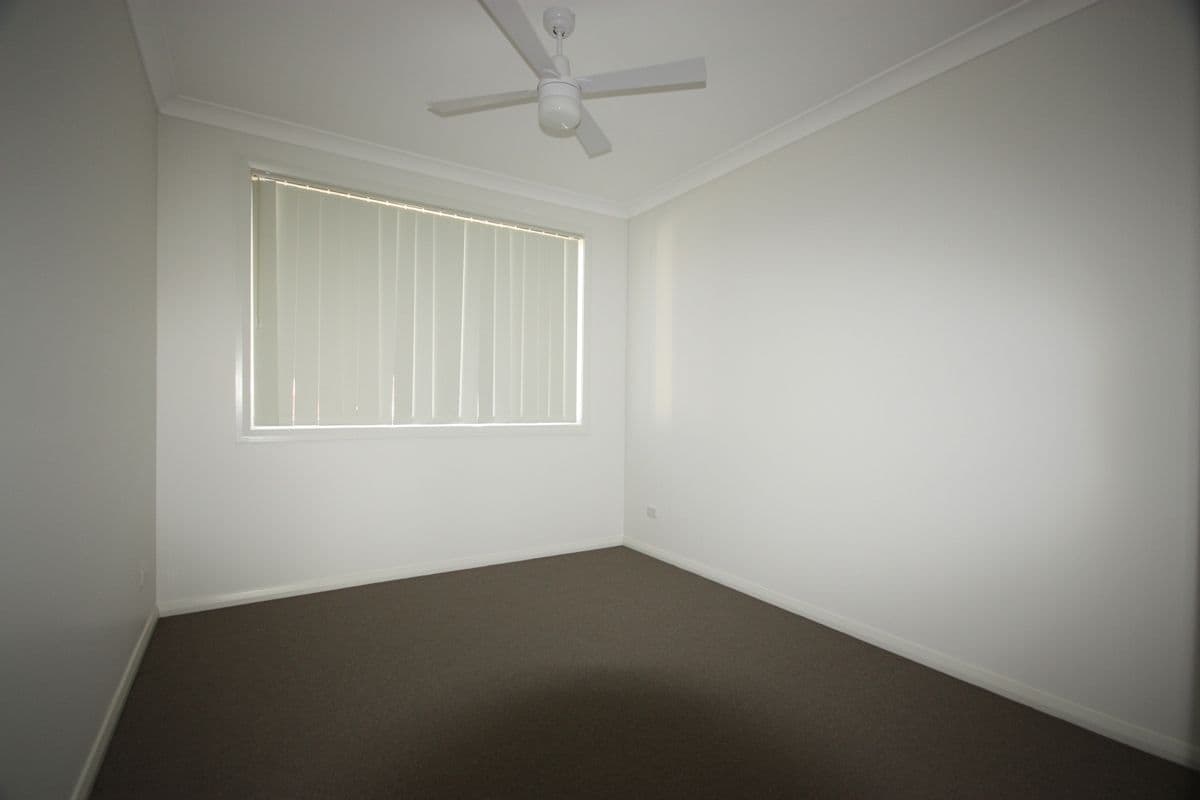 221 Waterworth Drive, Mount Annan - Thumbnail 7