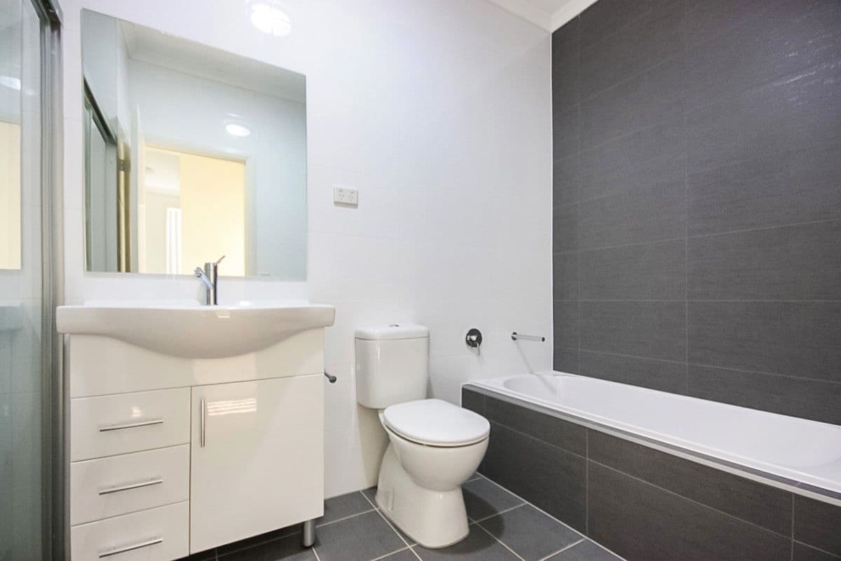 221 Waterworth Drive, Mount Annan - Thumbnail 8