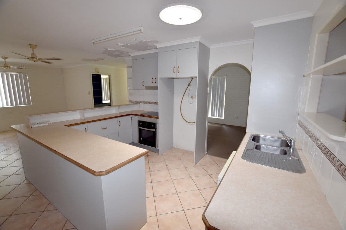 61 Barney Street, Barney Point QLD 4680, Barney Point - Thumbnail 5