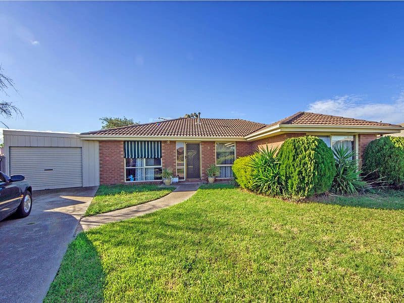 8 JAMES AUSTIN Place, HOPPERS CROSSING VIC 3029, Hoppers Crossing - Thumbnail 4