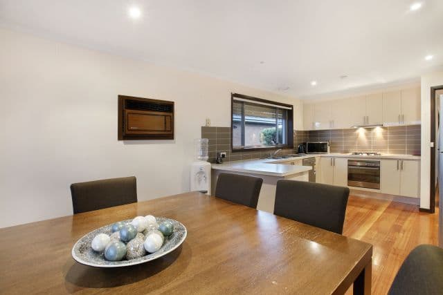 63 Broadhurst Avenue, Reservoir VIC 3073, Reservoir - Thumbnail 3