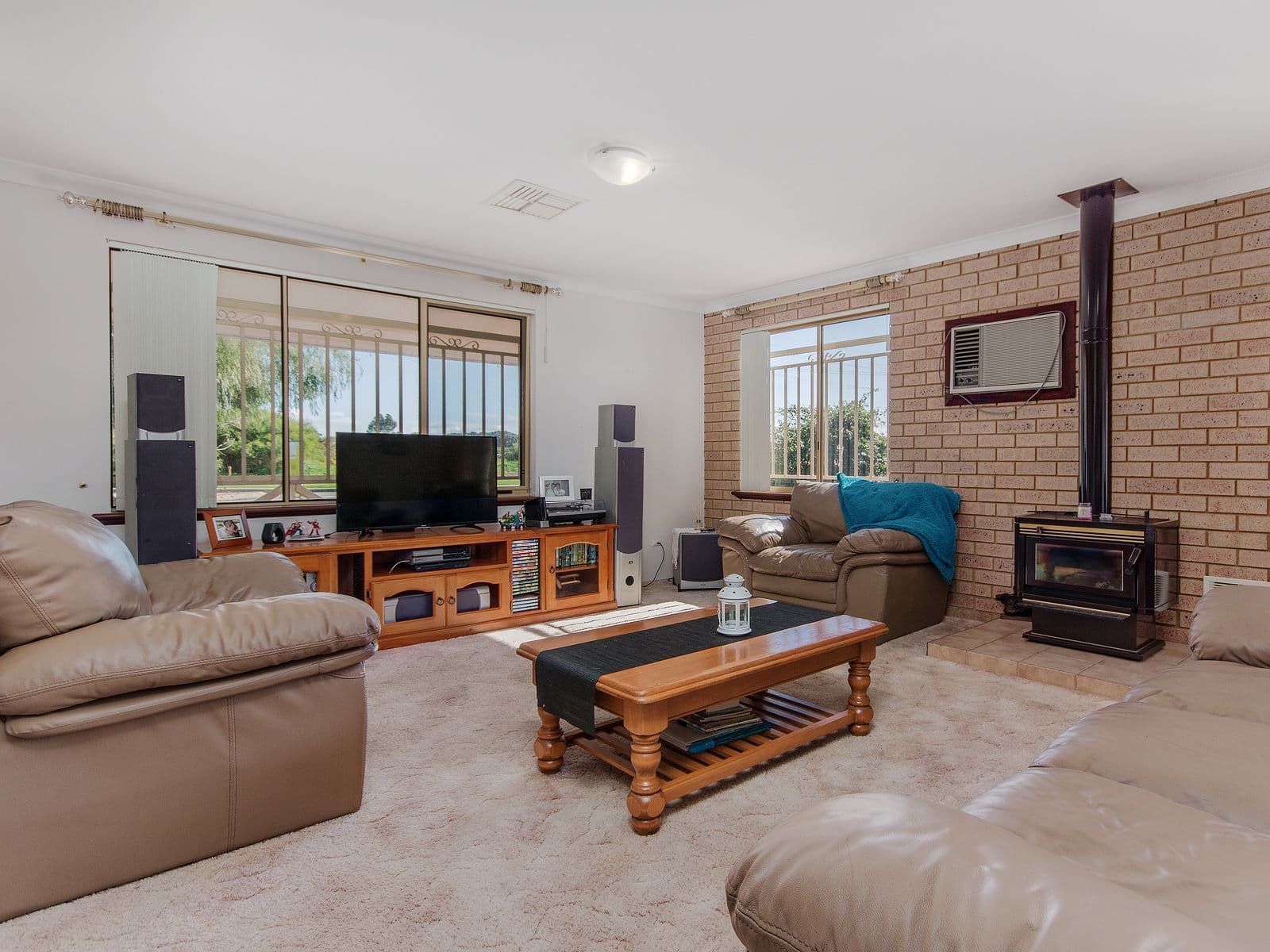 45 Hawker Street, Safety Bay WA 6169, Safety Bay - Thumbnail 4